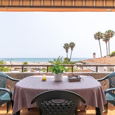 Isola Beachside Apartment Valencia Buitenkant foto