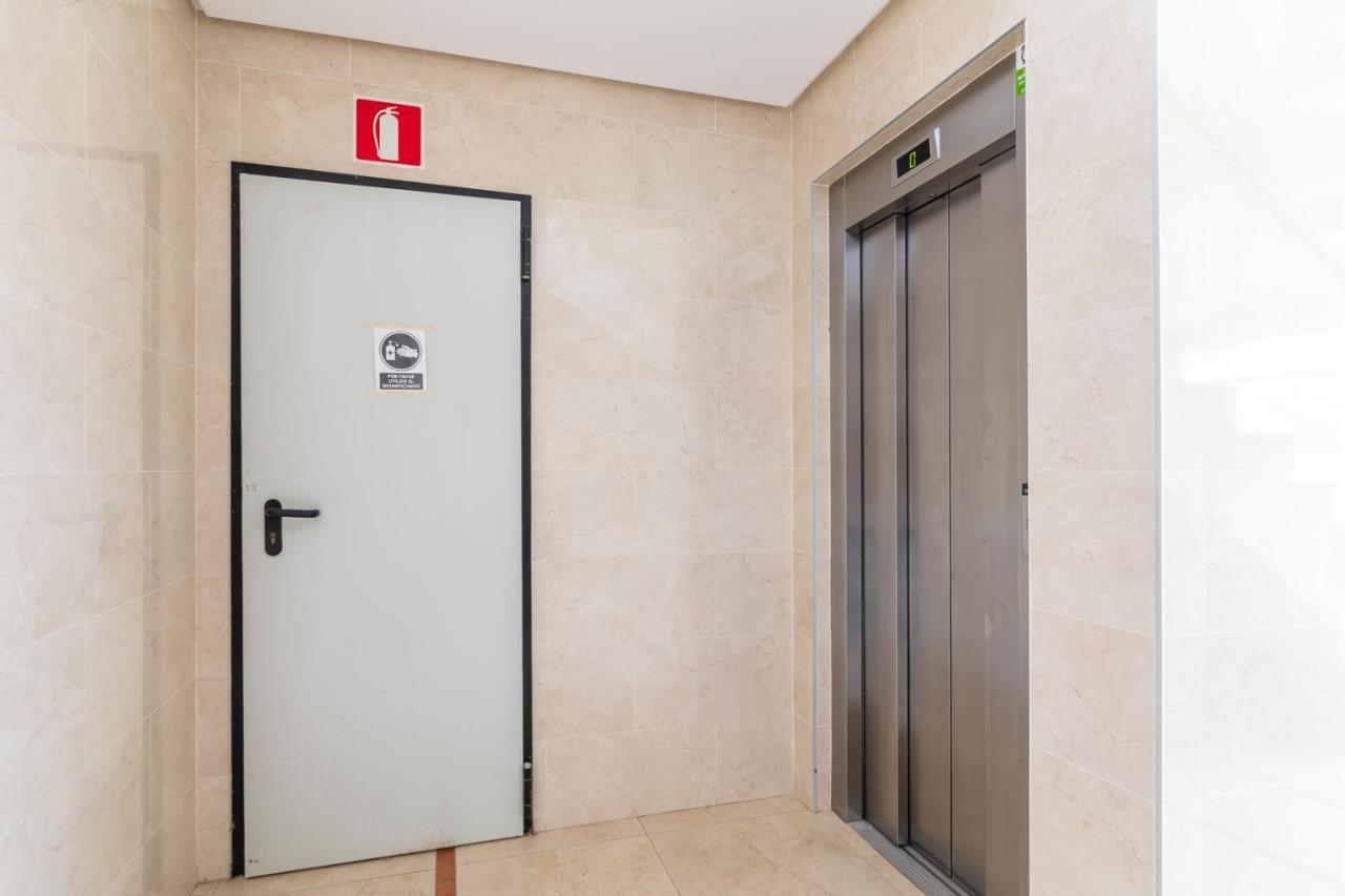 Isola Beachside Apartment Valencia Buitenkant foto