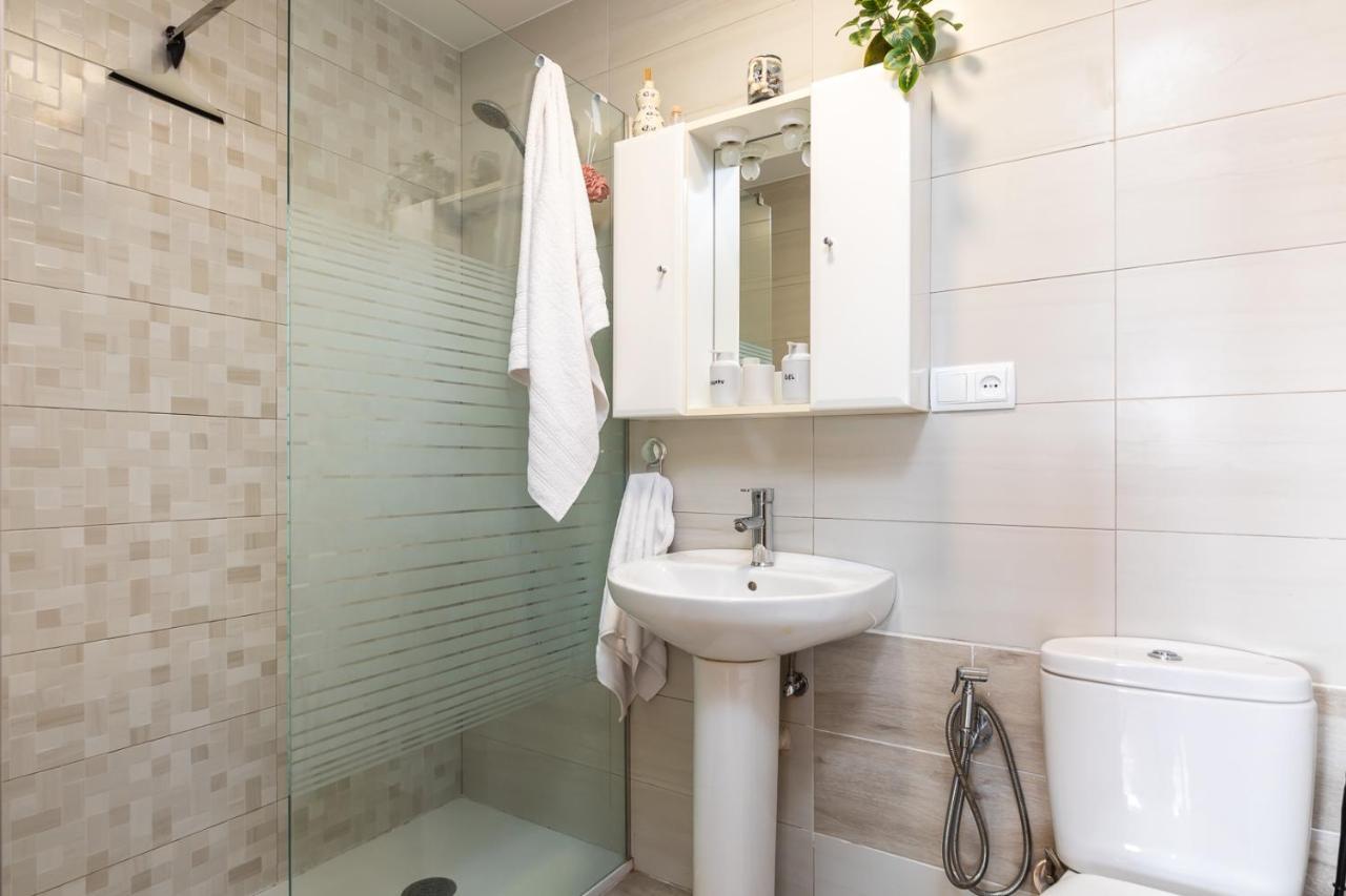 Isola Beachside Apartment Valencia Buitenkant foto